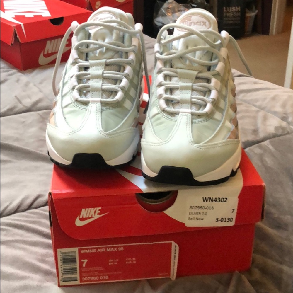 Nike Air Max 95 shoes
